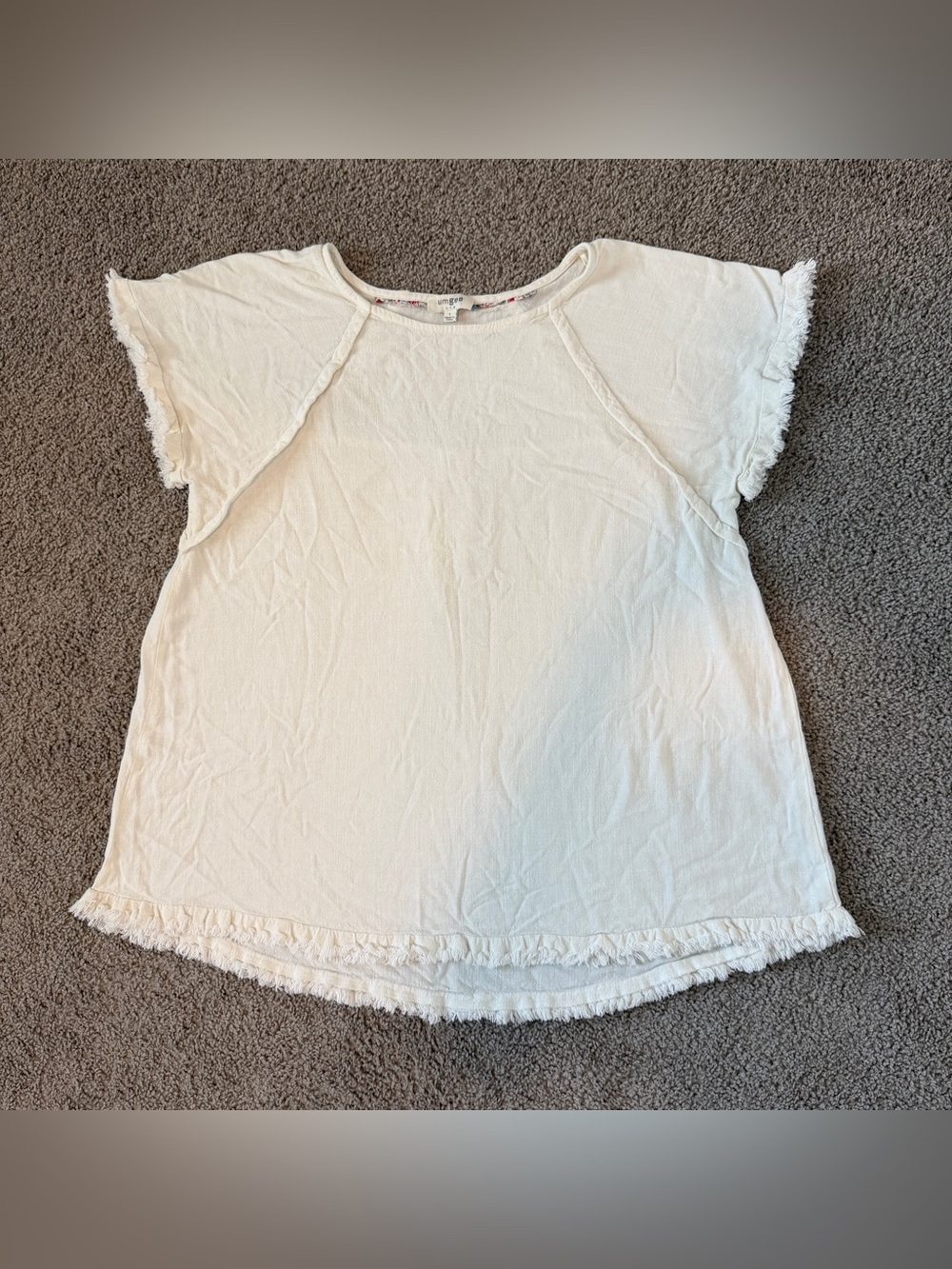 Umgee Linen & Cotton Short Sleeve Frayed Trim Tee